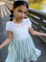 Elowyn Girls Diamnate Tiara - A Little Lacey