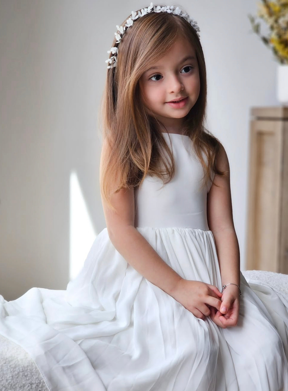 Libby Girls White Flower Headpiece