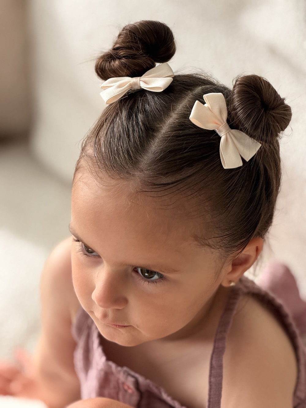 Champagne bow clips for flower girl outfits