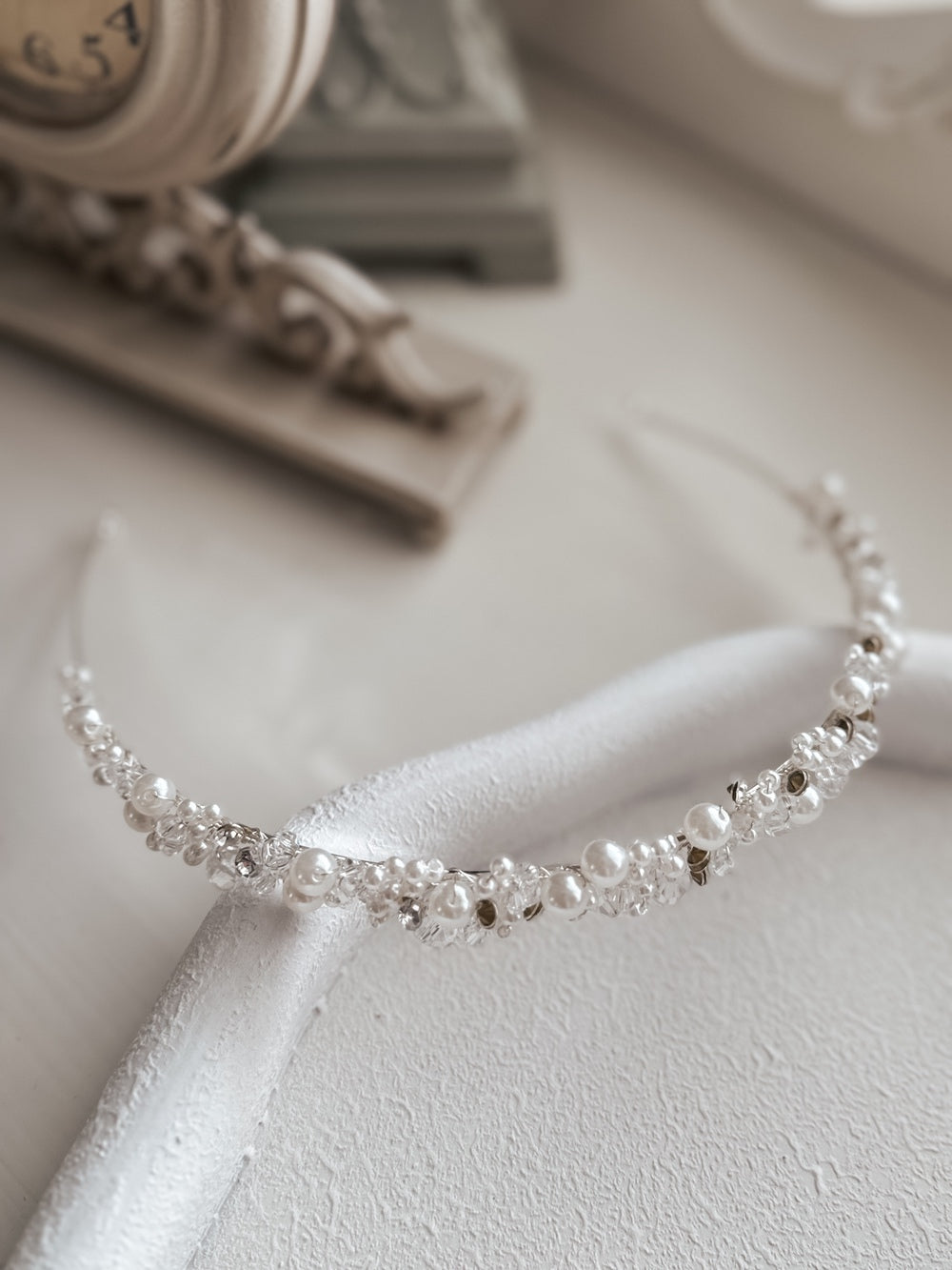 Silver Pearl Headband paired with matching pearl jewellery – timeless girls accessory