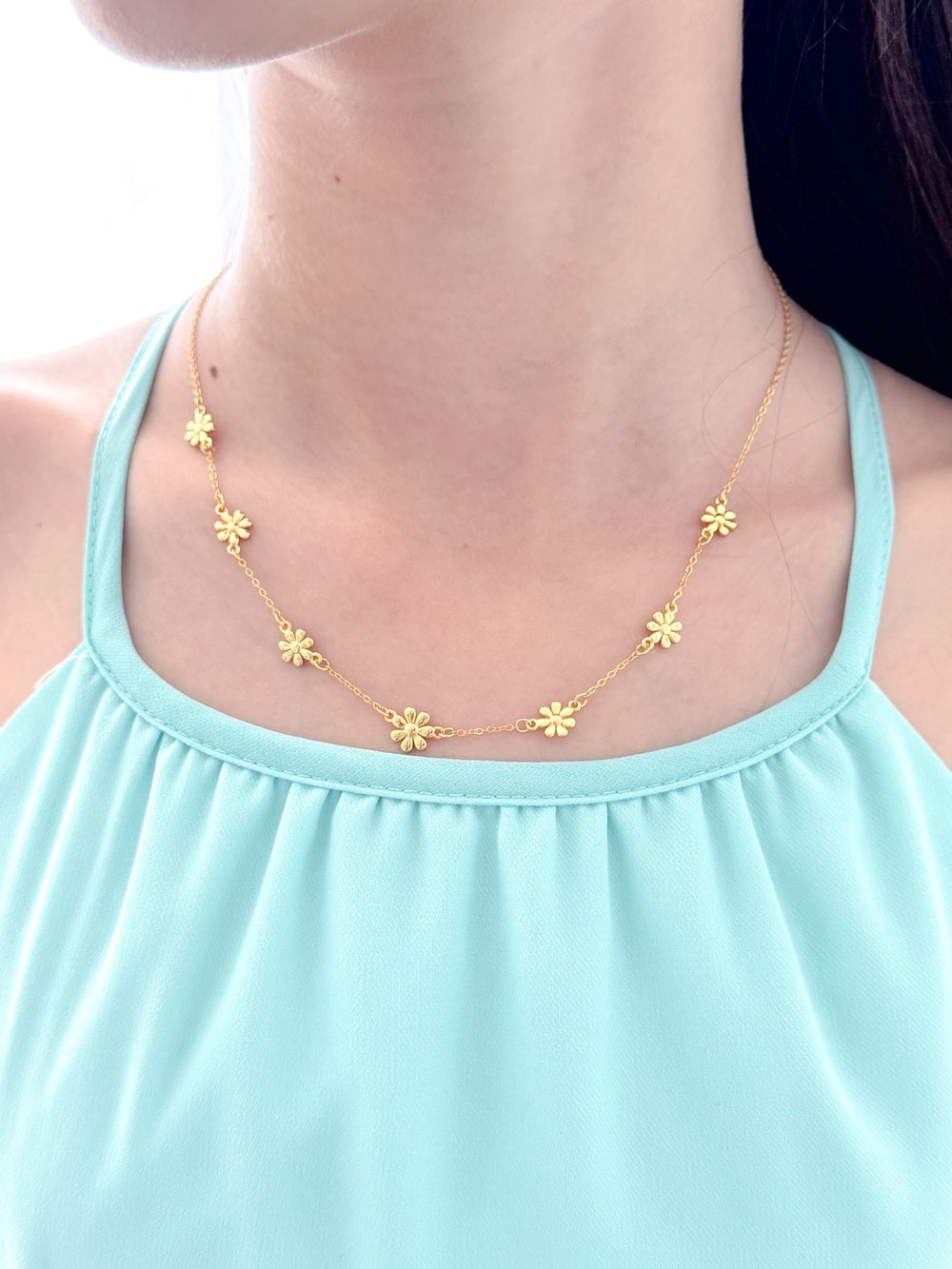 Golden Daisy Dreams Girls Necklace - Girls and Babies JewelleryAdjustable necklace with floral gold charms for girls