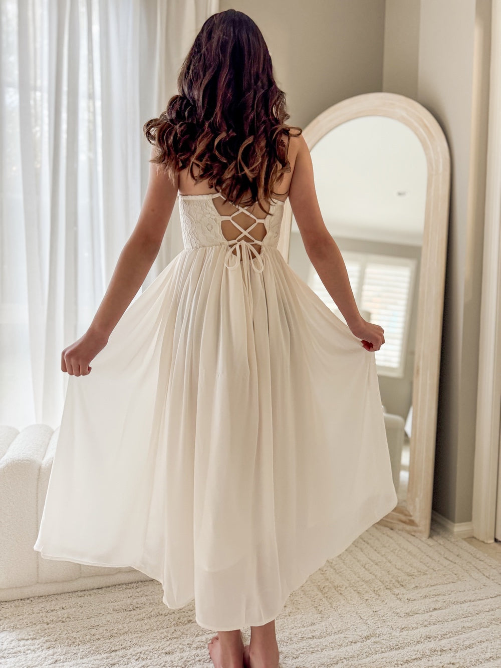 Back lace-up detail of ivory Isabelle girls dress