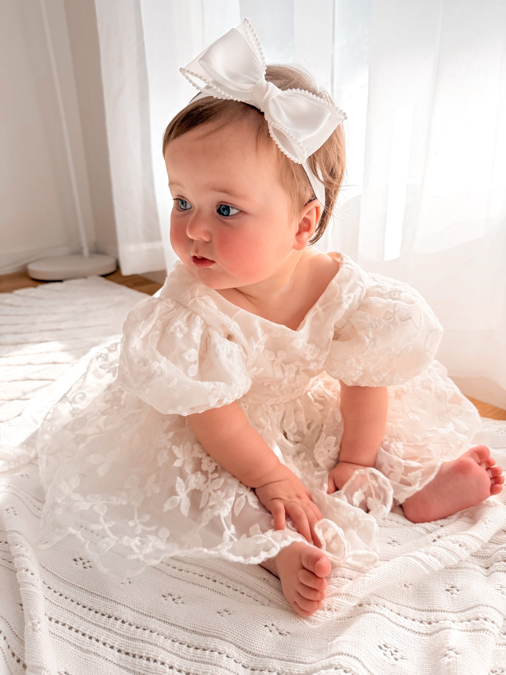 Satin bow baby headband for special occasions