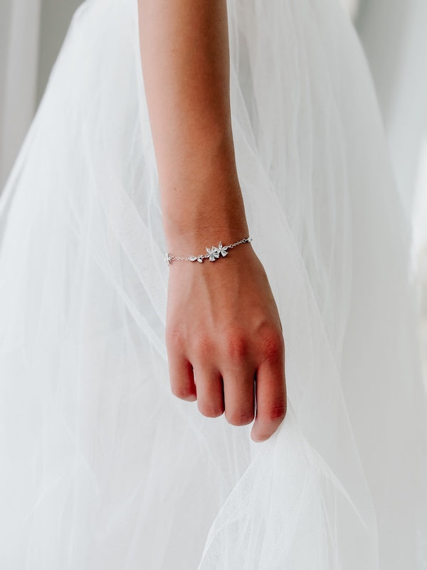 Silver flower bracelet for girls