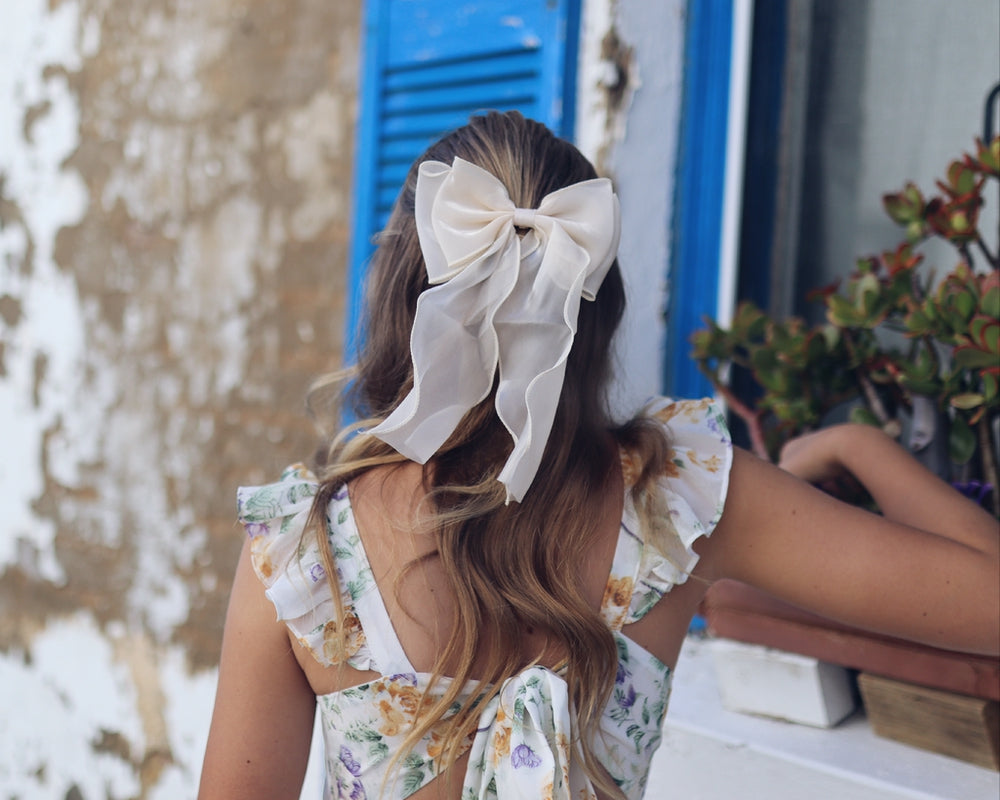 Curly champagne bow for flower girl hairstyles