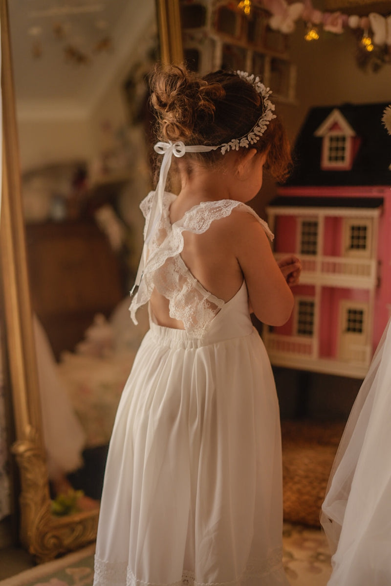 Libby Girls White Flower Headpiece - A Little Lacey