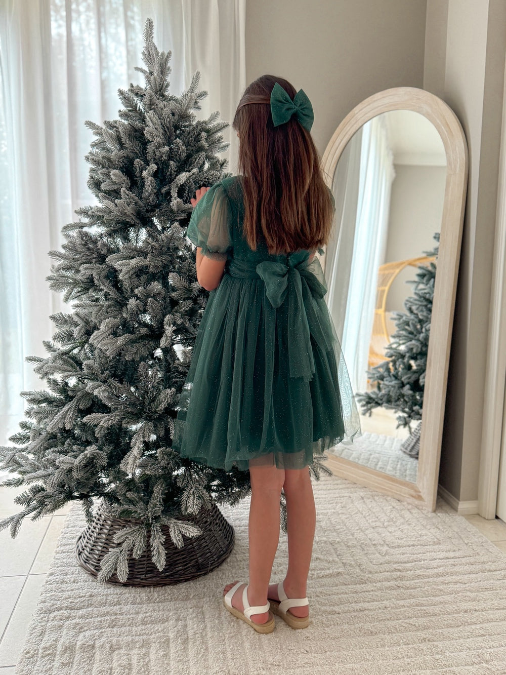 Green Christmas party dress with elegant V-shaped back