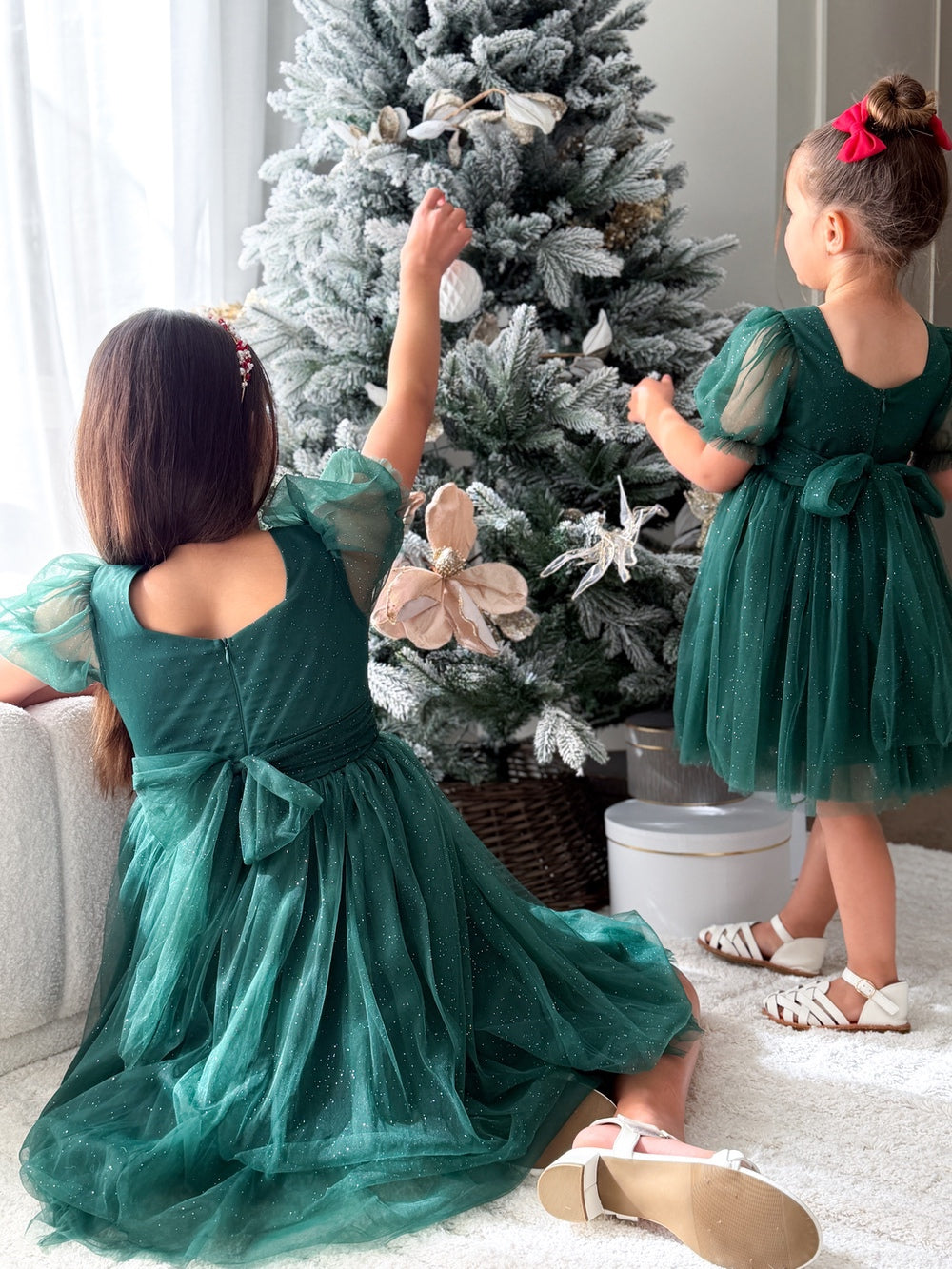 Nina girls green Christmas dress for family photos