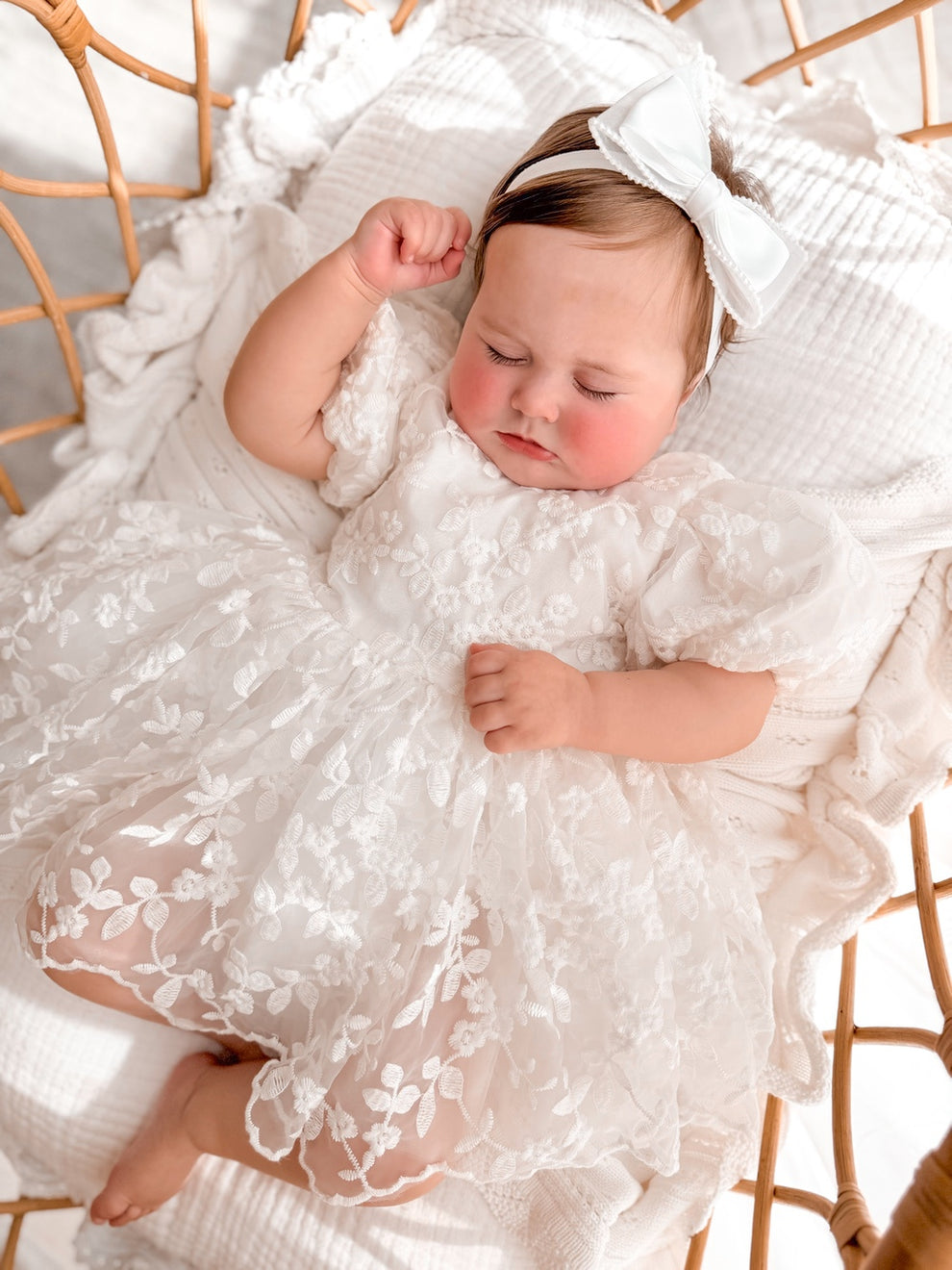 Baby girl baptism dress with puff sleeves and bow