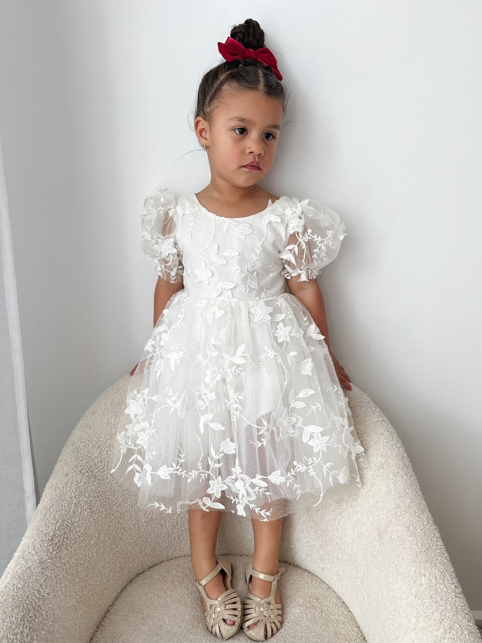 Girls White 3D embroidery flower girl dress