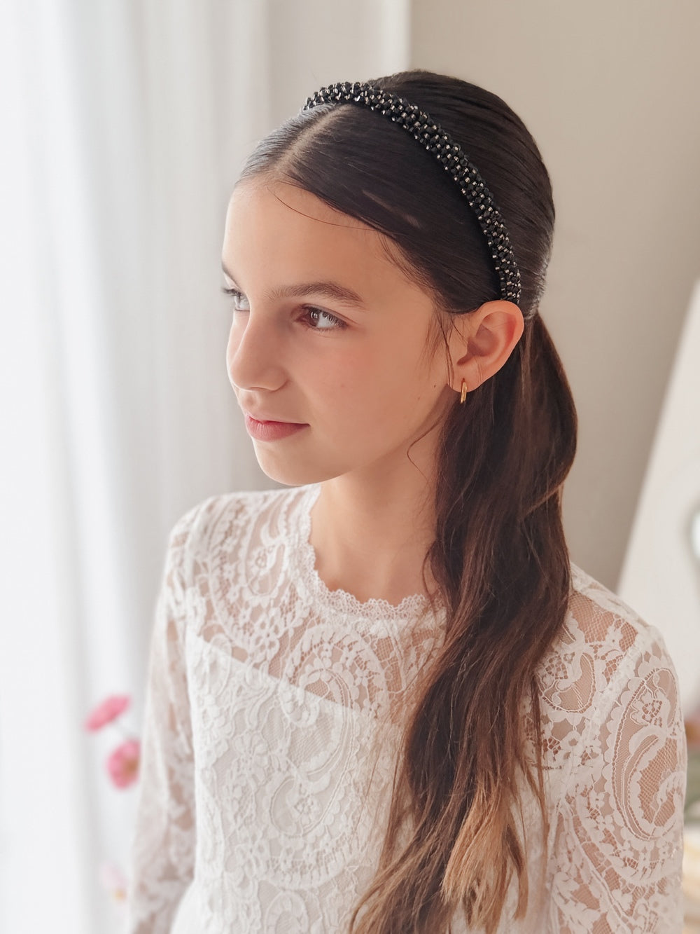 Elegant black headband for girls formal dresses